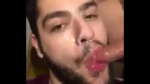 تازہ sucking with cum in the face ڈرائیو ٹیوب