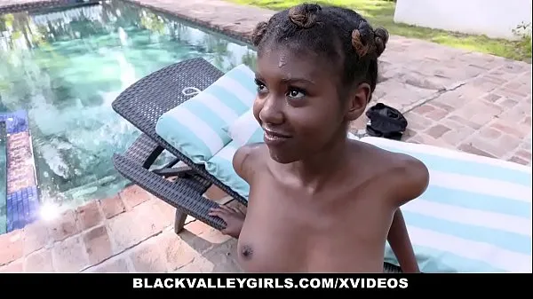 Tubo de acionamento Black Valley Girls - Skinny Teen (Daizy Cooper) Batida por seu instrutor de natação fresco
