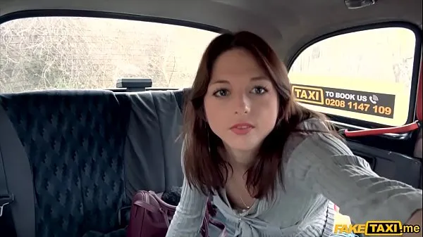 Tabung Thin french chick with small tits gets fucked in a cab drive baru