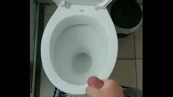 Tubo de acionamento Brand new from SP moaning and cumming in the toilet fresco