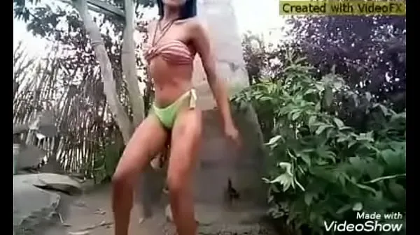 ताज़ा Young girl dancing ड्राइव ट्यूब