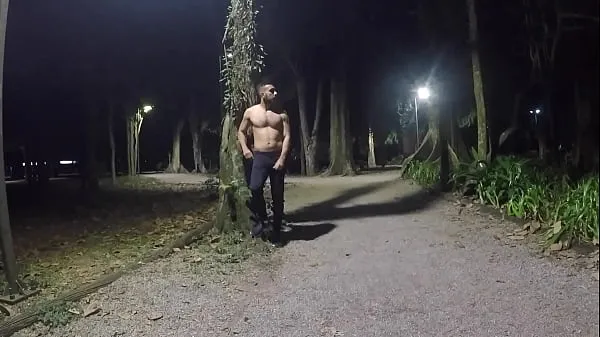 Čerstvé Nude guy masturbating at the Park Vol 2 Drive Tube