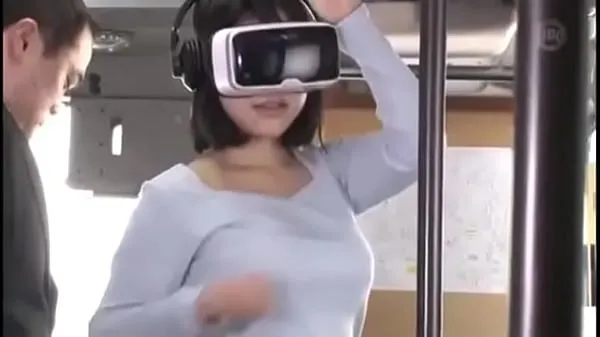 أنبوب محرك Cute Asian Gets Fucked On The Bus Wearing VR Glasses 3 (har-064 جديد