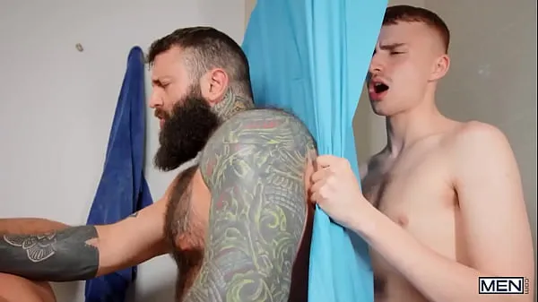 Tubo de acionamento Glory-ous Shower Fuck / MEN / Alex Mecum, Markus Kage, Ryan Jacobs / stream completo em fresco