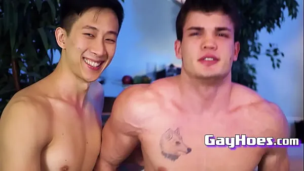 Fersk Sexy Asian Jock Barebacks His Cute Friend - Tyler Wu, Kurt Adam stasjonsrør