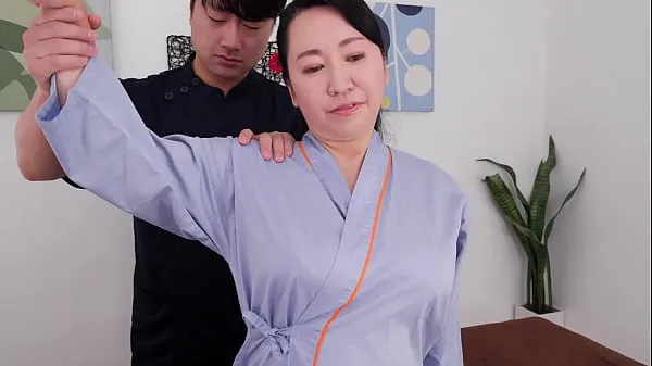 新しい A Big Boobs Chiropractic Clinic That Makes Aunts Go Crazy With Her Exquisite Breast Massage Yuko Ashikawa ドライブ チューブ