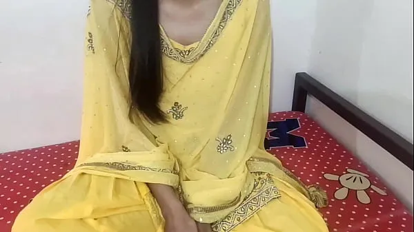 Frisches Die betrügende Inderin Bhabhi wird von Devar Indian Village in ihren großen Arsch gefickt. Desi Bhabhi Ki Devar ke Sath Mast Desi Chudai xxxDrive Tube