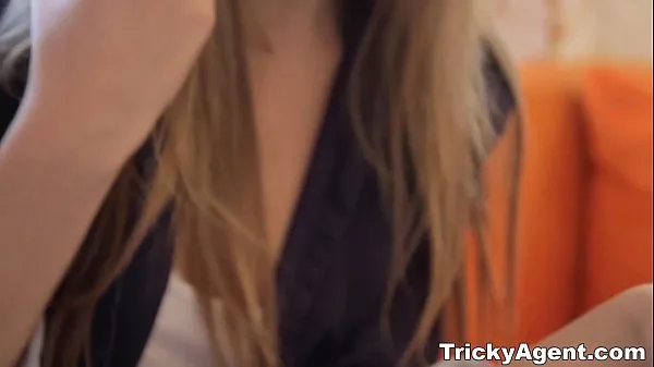 Nuovo Tricky Agent - Studiare scopando con Violette teen nerd Pure teen-pornotubo di guida